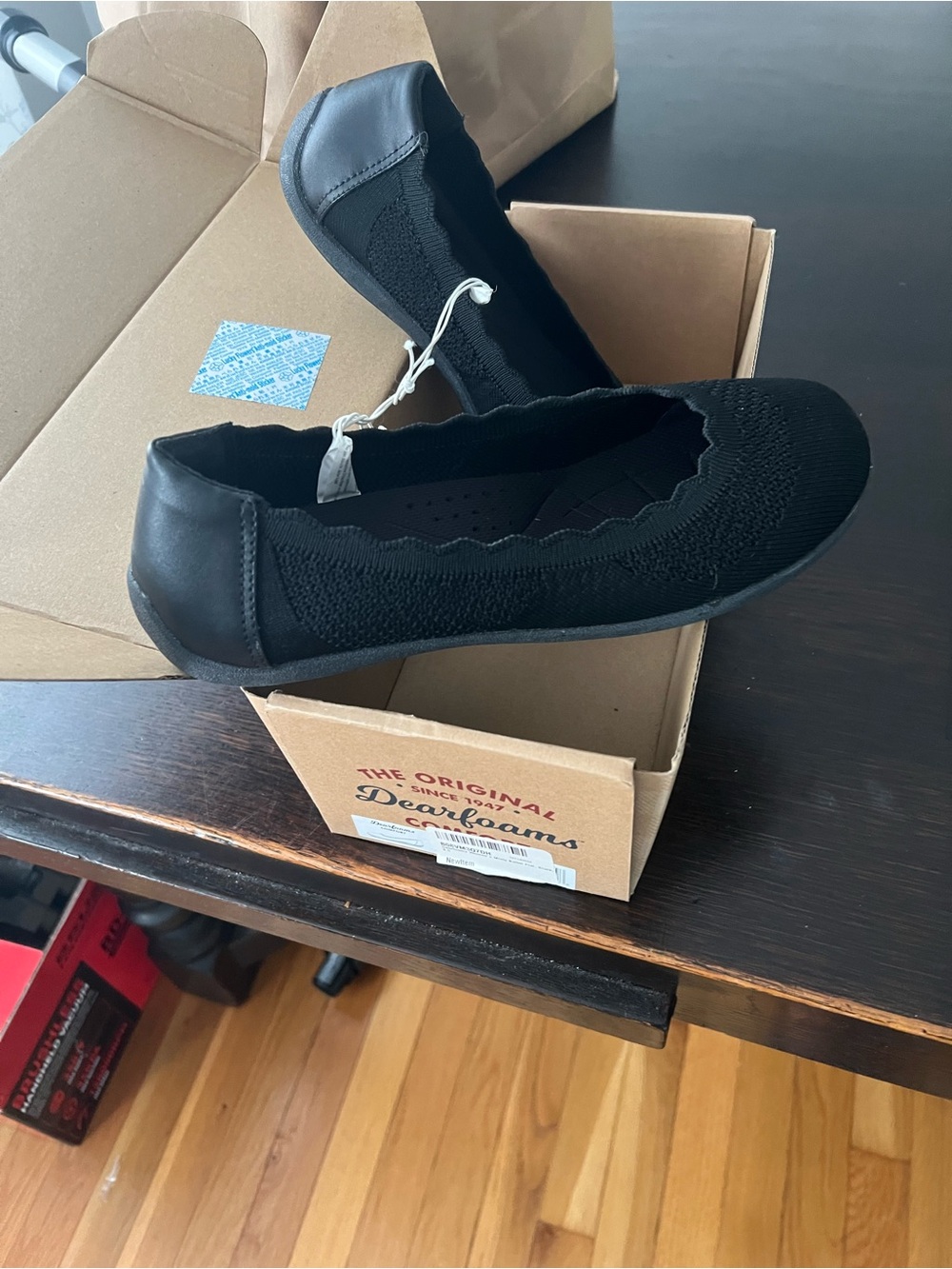 dearfoams Black Slip-On Knit Ballet Flats